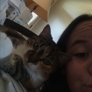 Meet your Posher, Caty